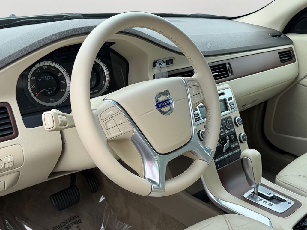 2011 Volvo S80 3.2 **GARAGE KEPT**CLEAN**