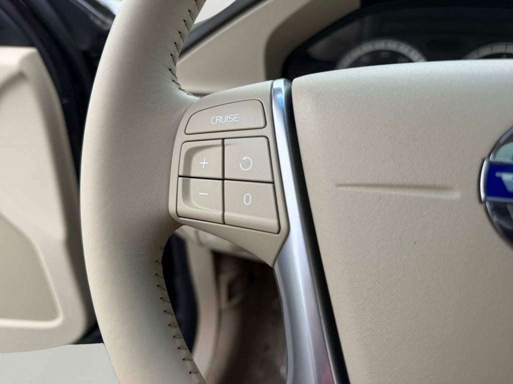 2011 Volvo S80 3.2 **GARAGE KEPT**CLEAN**