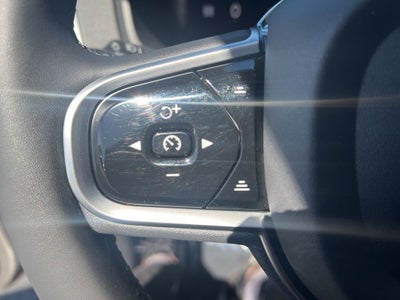 2023 Volvo XC90 B6 Plus 6-Seater