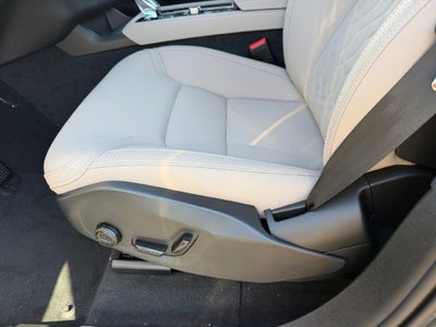 2026 Volvo XC90 B6 Plus 6-Seater