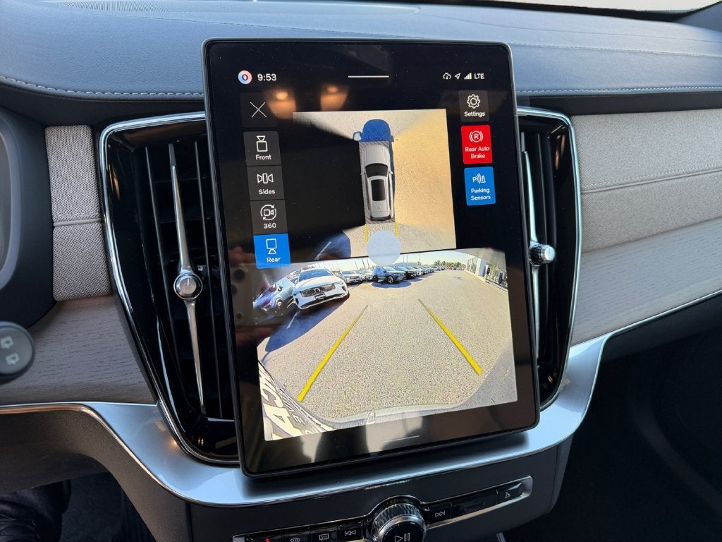 2026 Volvo XC90 B6 Plus 6-Seater