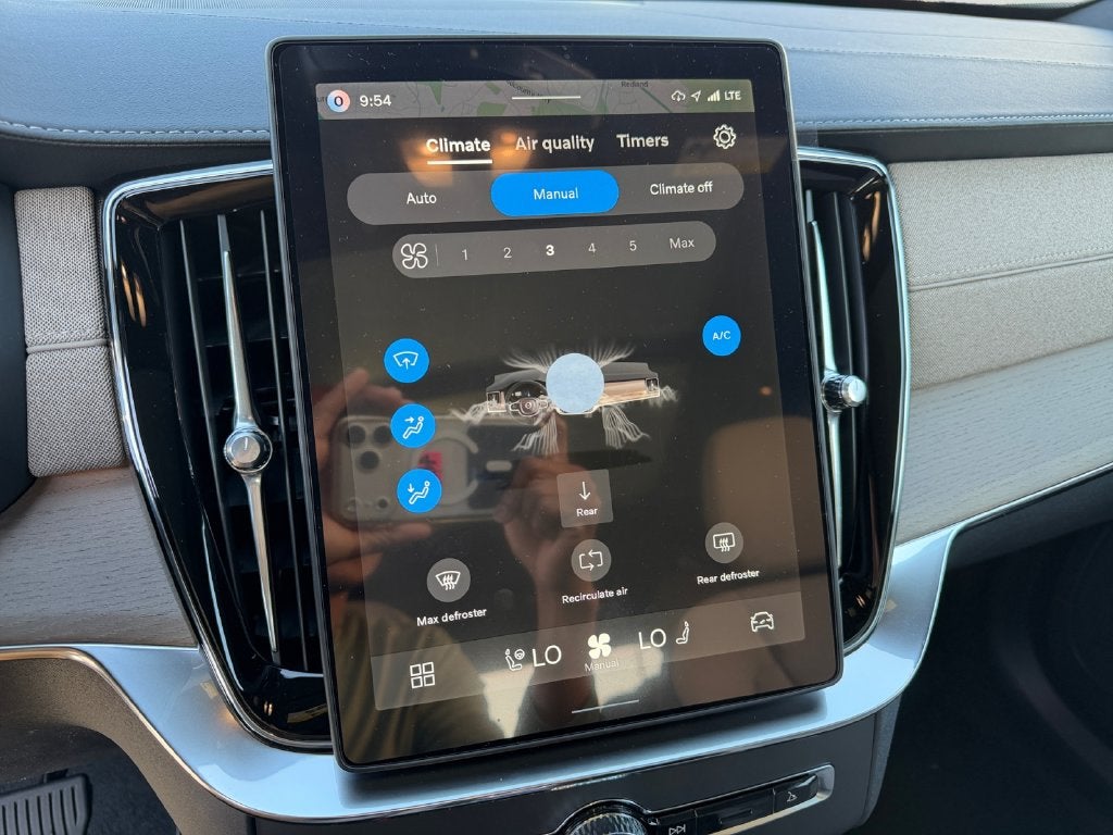 2026 Volvo XC90 B6 Plus 6-Seater