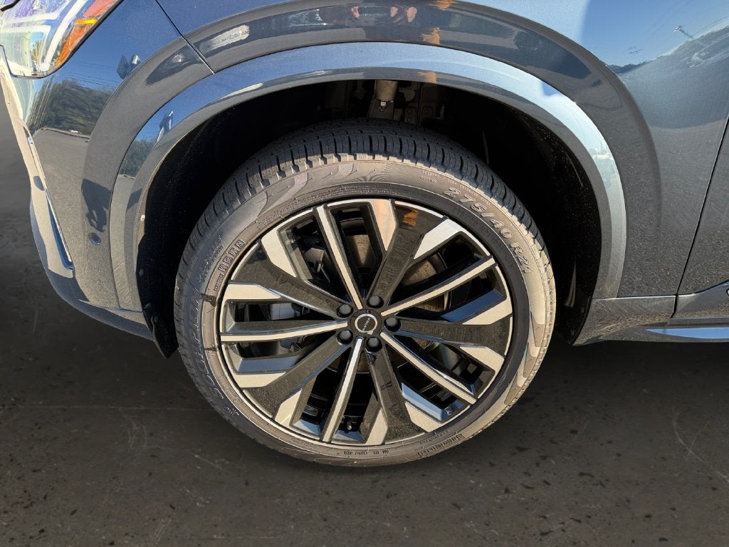 2026 Volvo XC90 B6 Plus 6-Seater