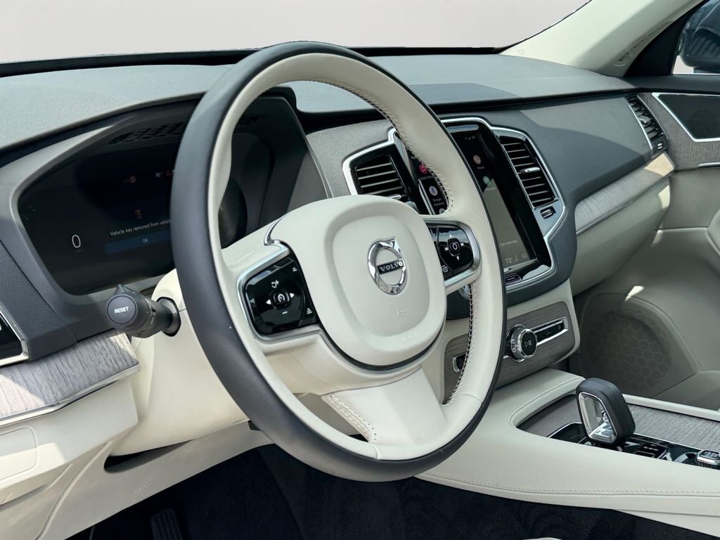 2024 Volvo XC90 B6 Plus Bright Theme 6-Seater Volvo Certified
