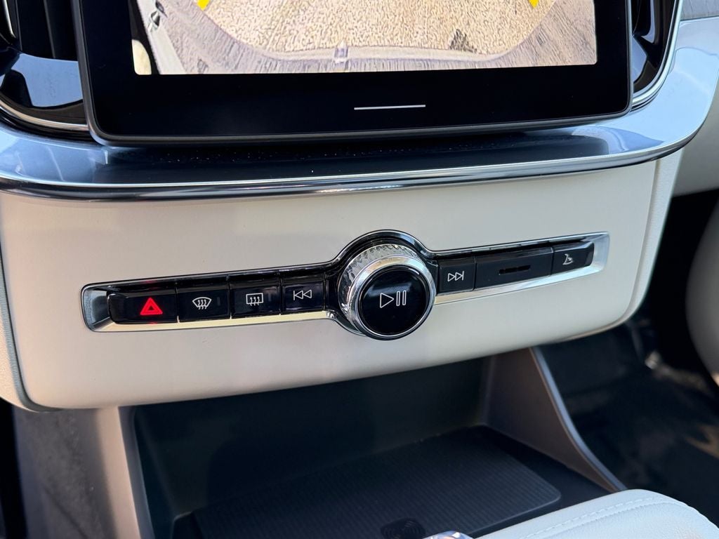 2026 Volvo XC90 B6 Ultra