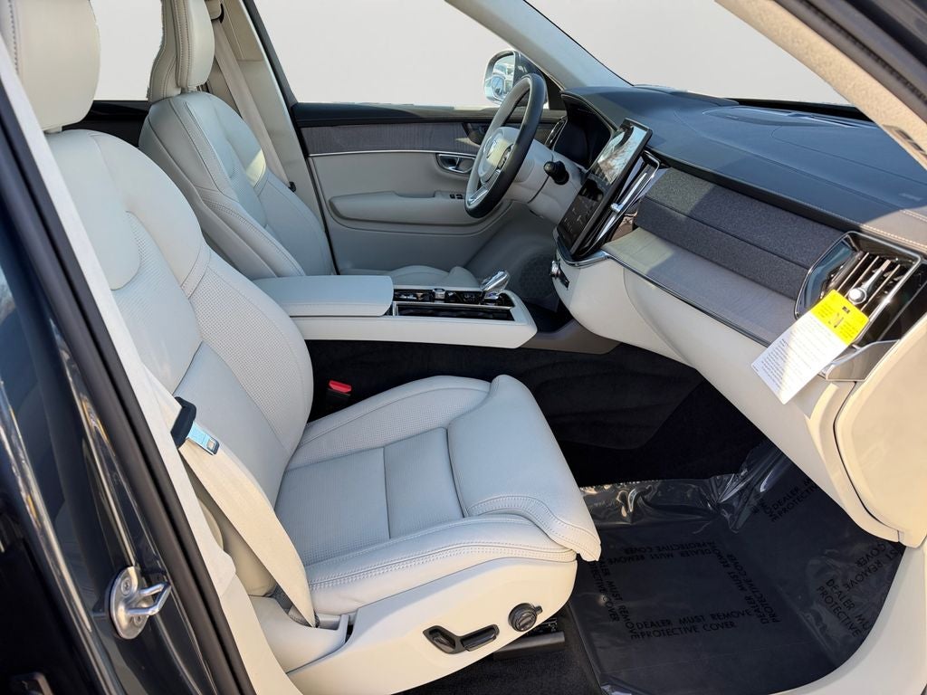 2026 Volvo XC90 B6 Ultra