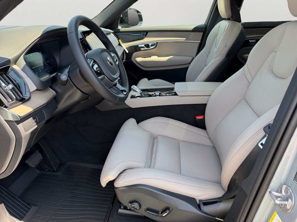 2026 Volvo XC90 B6 Ultra