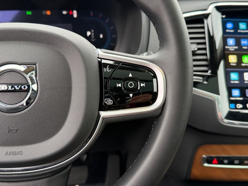 2025 Volvo XC90 B6 Plus 7-Seater
