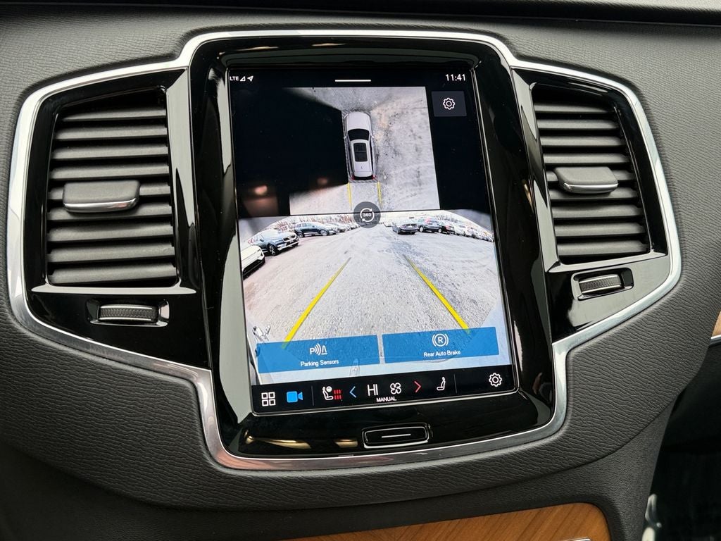 2025 Volvo XC90 B6 Plus 7-Seater