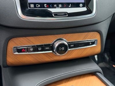 2025 Volvo XC90 B6 Plus 7-Seater