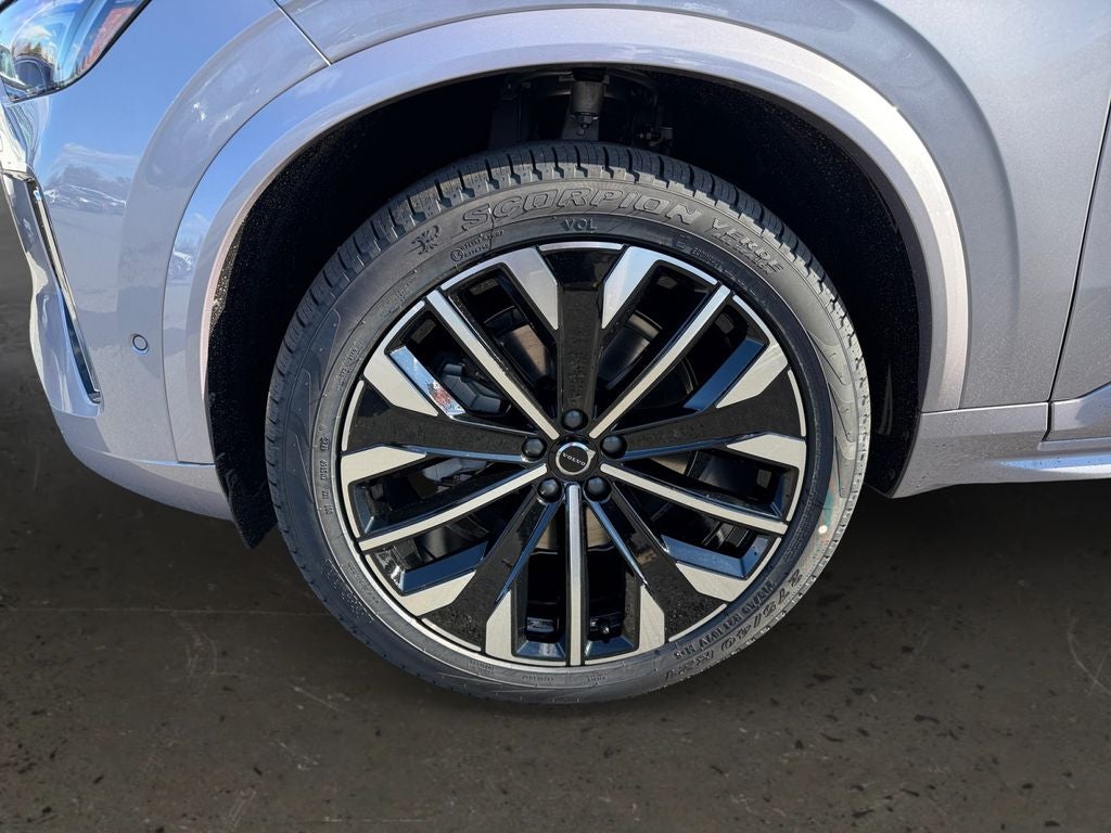 2026 Volvo XC90 B6 Ultra