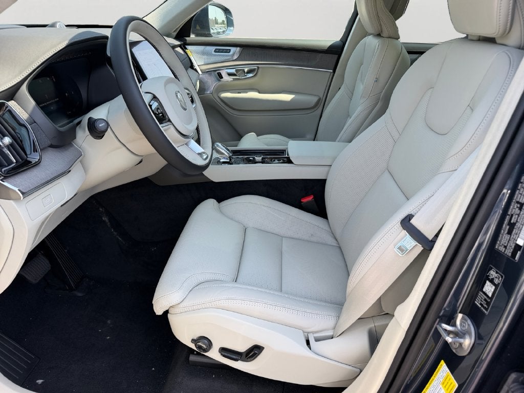 2026 Volvo XC90 B6 Ultra
