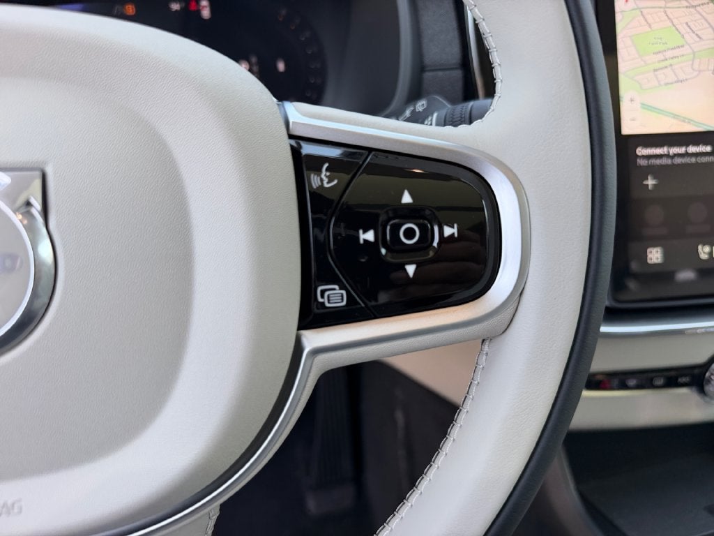 2026 Volvo XC90 B6 Ultra