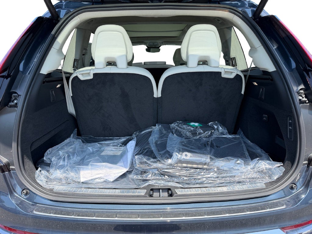 2026 Volvo XC90 B6 Ultra