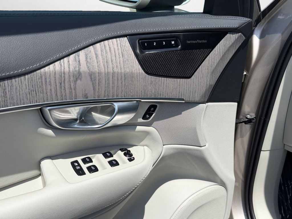 2024 Volvo XC90 Ultimate