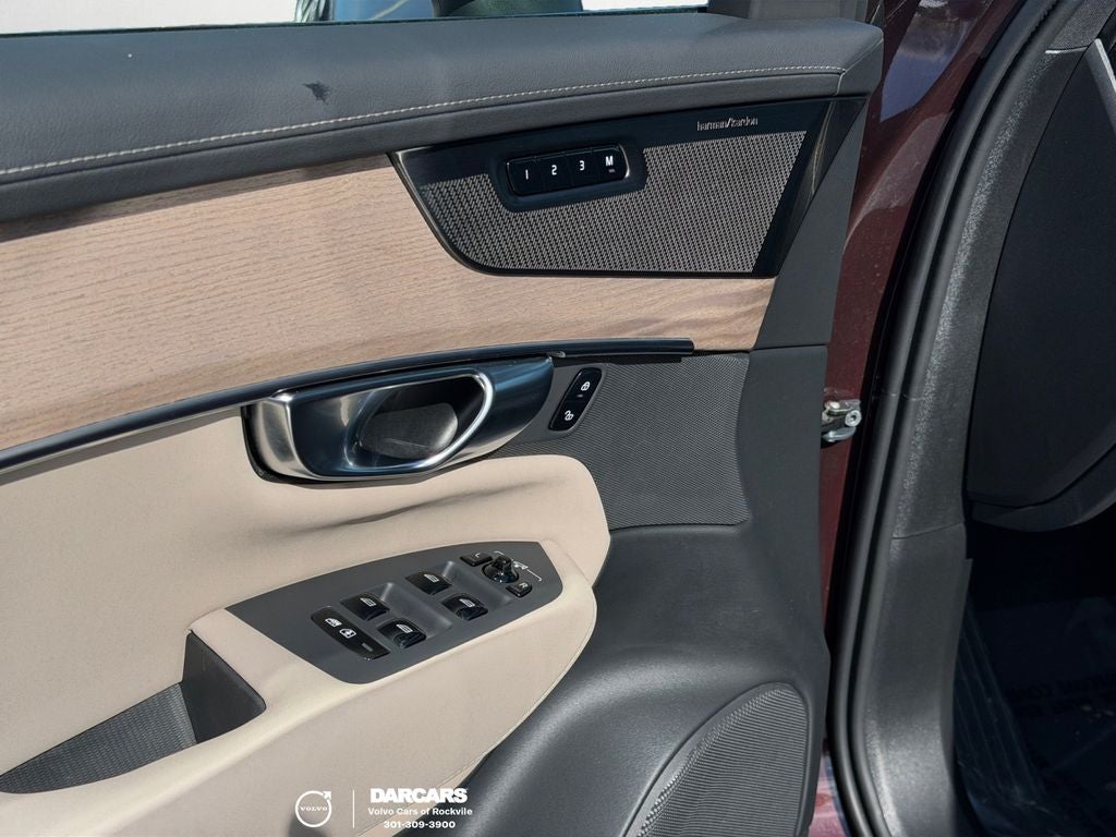 2025 Volvo XC90 B6 Ultra 2025.5