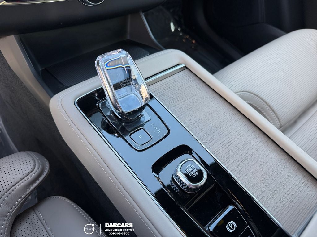 2025 Volvo XC90 B6 Ultra 2025.5