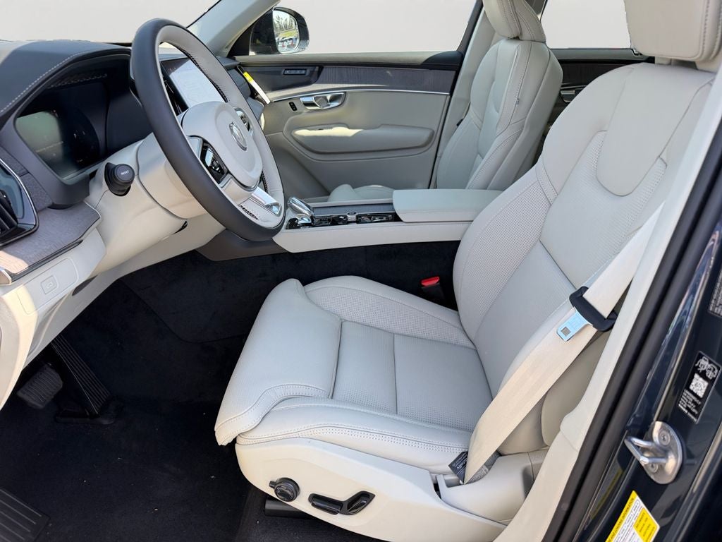 2026 Volvo XC90 B6 Ultra