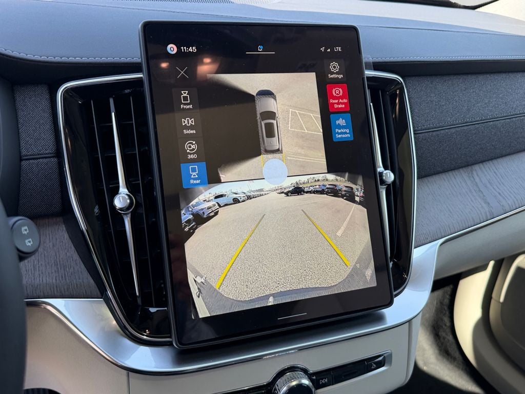 2026 Volvo XC90 B6 Ultra