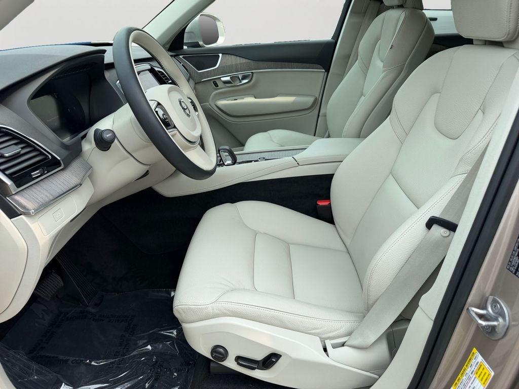2023 Volvo XC90 B6 Plus 7-Seater Volvo Certified