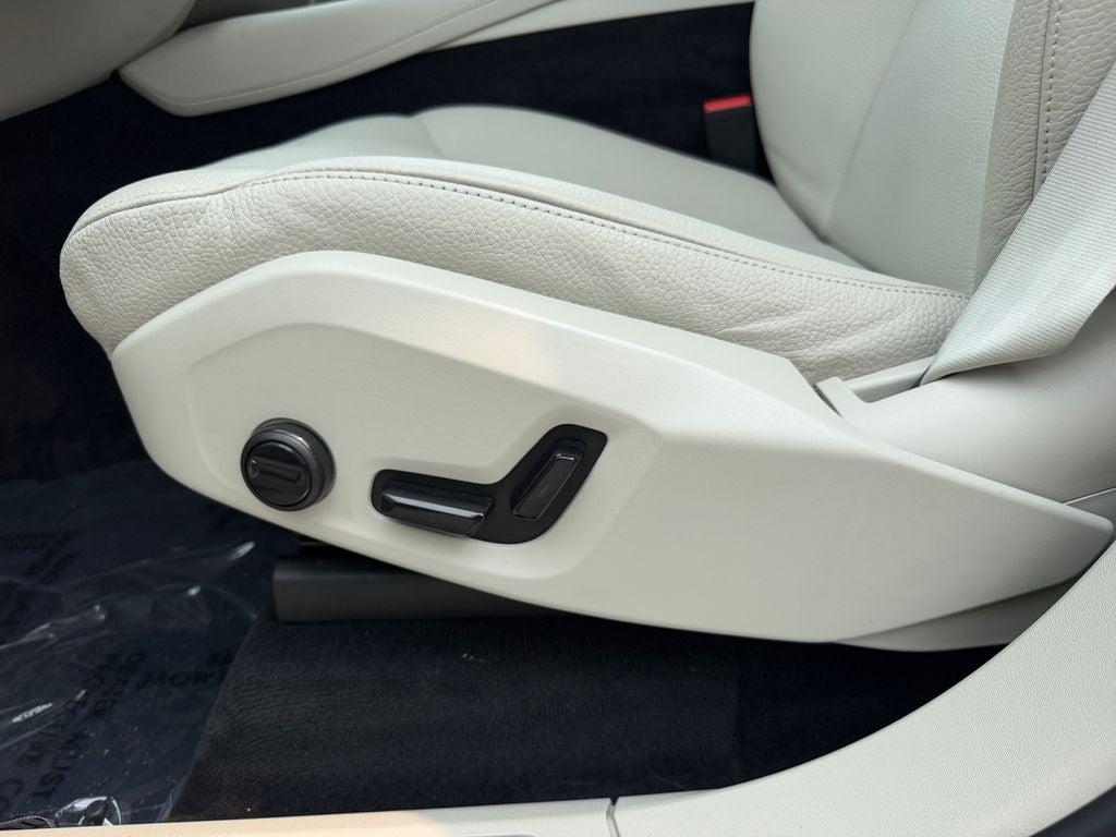2023 Volvo XC90 B6 Plus 7-Seater Volvo Certified
