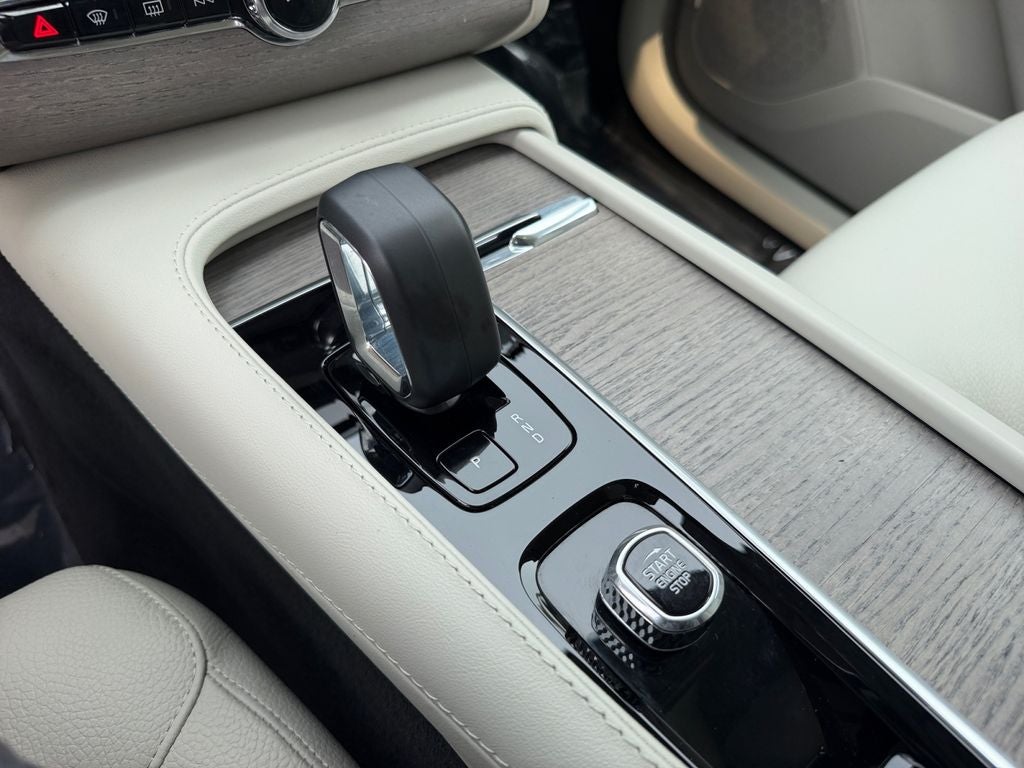 2023 Volvo XC90 B6 Plus 7-Seater Volvo Certified