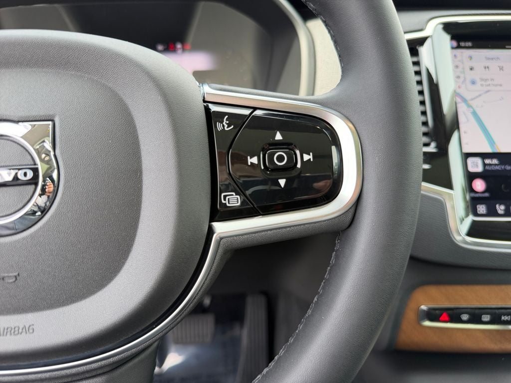 2023 Volvo XC90 B6 Plus 7-Seater