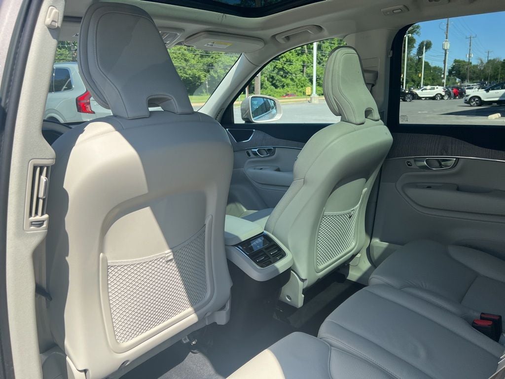 2023 Volvo XC90 B6 Core