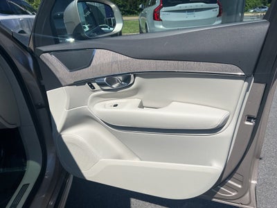 2023 Volvo XC90 B6 Core