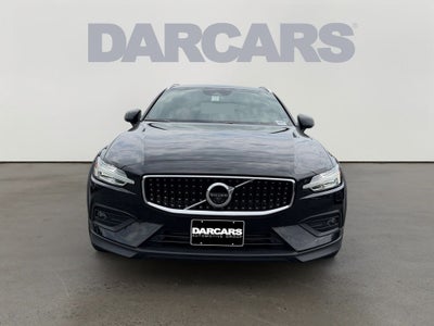 2020 Volvo V60 Cross Country T5
