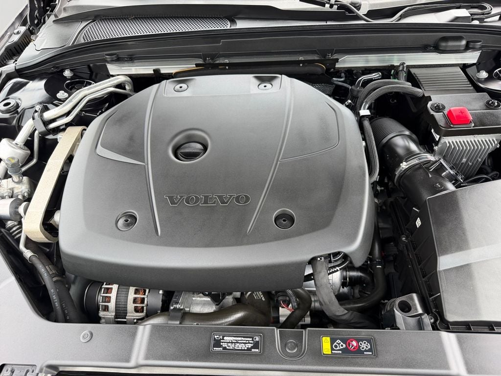 2020 Volvo V60 Cross Country T5