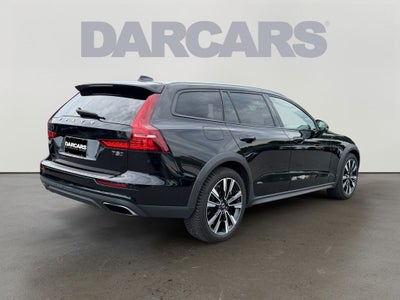 2020 Volvo V60 Cross Country T5