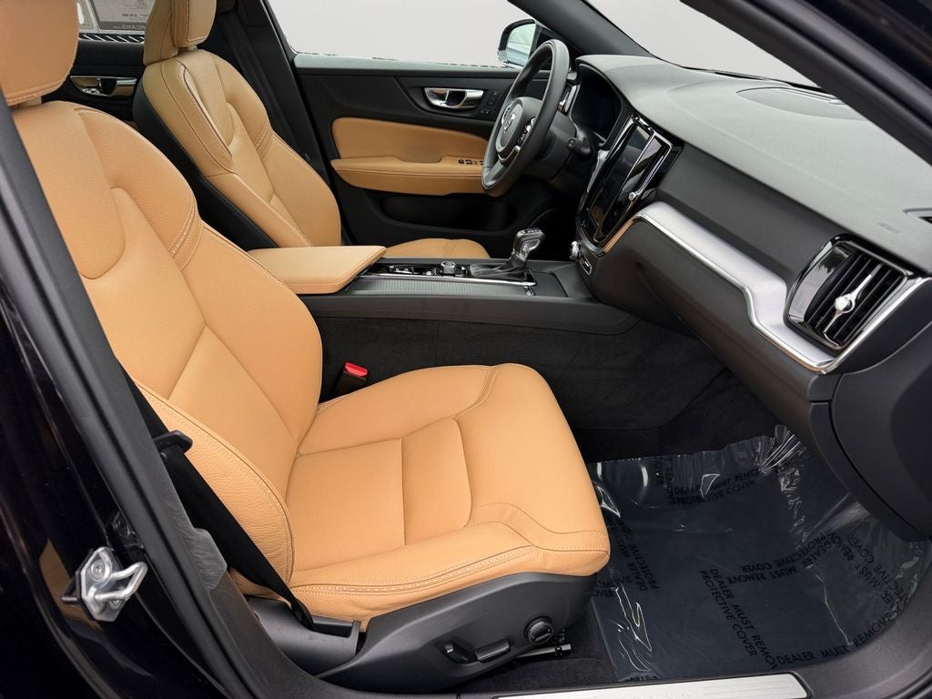 2020 Volvo V60 Cross Country T5
