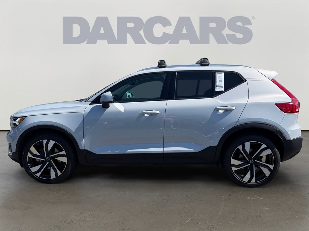 2021 Volvo XC40 Momentum T5 AWD