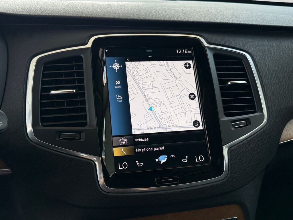 2022 Volvo XC90 T6 Momentum **Showroom Quality**