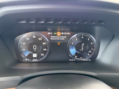 2022 Volvo XC90 T6 Momentum **Showroom Quality**