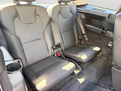 2022 Volvo XC90 Recharge Plug-In Hybrid T8 Inscription Expression 6 Passenger