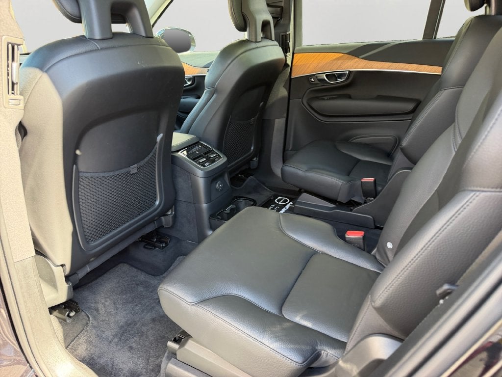 2022 Volvo XC90 Recharge Plug-In Hybrid T8 Inscription Expression 6 Passenger