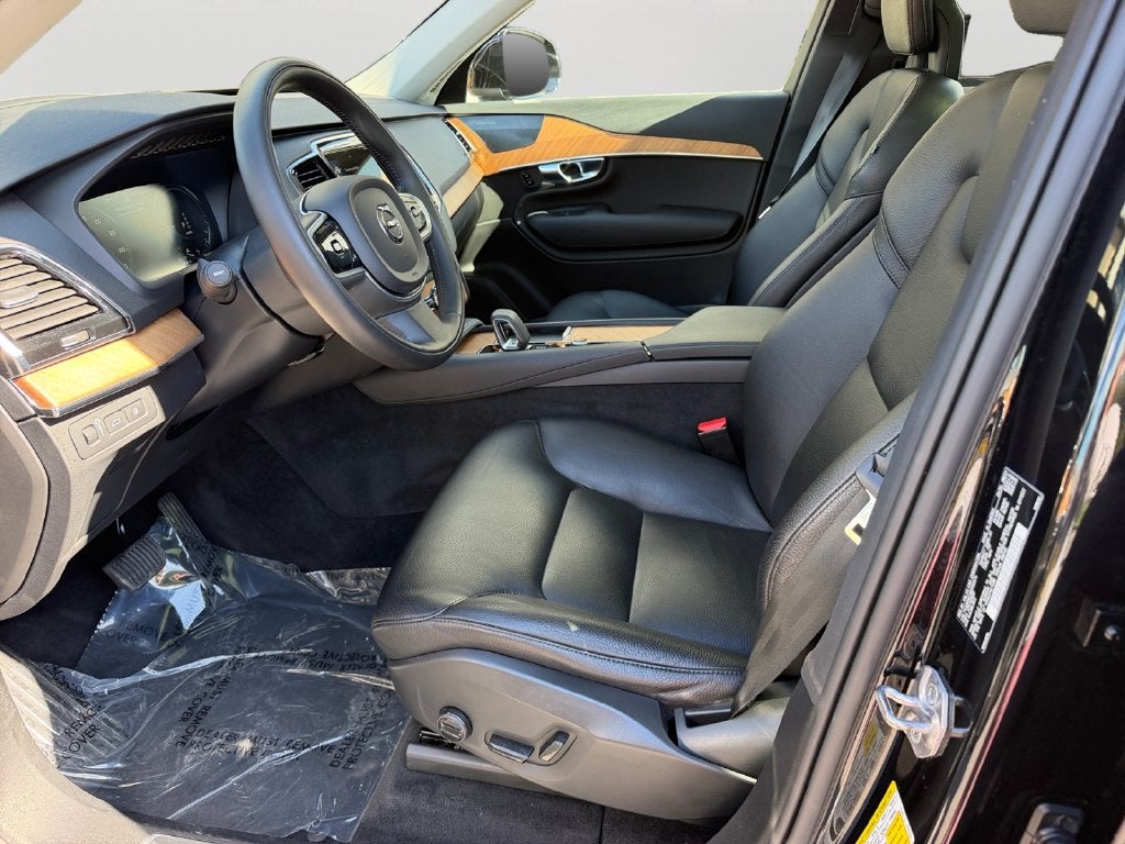 2022 Volvo XC90 Recharge Plug-In Hybrid T8 Inscription Expression 6 Passenger