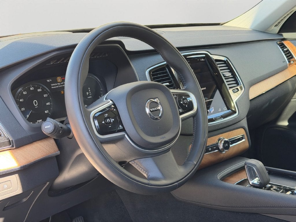 2022 Volvo XC90 Recharge Plug-In Hybrid T8 Inscription Expression 6 Passenger