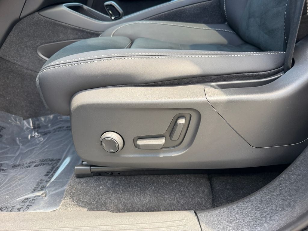 2023 Volvo C40 Recharge Pure Electric Ultimate