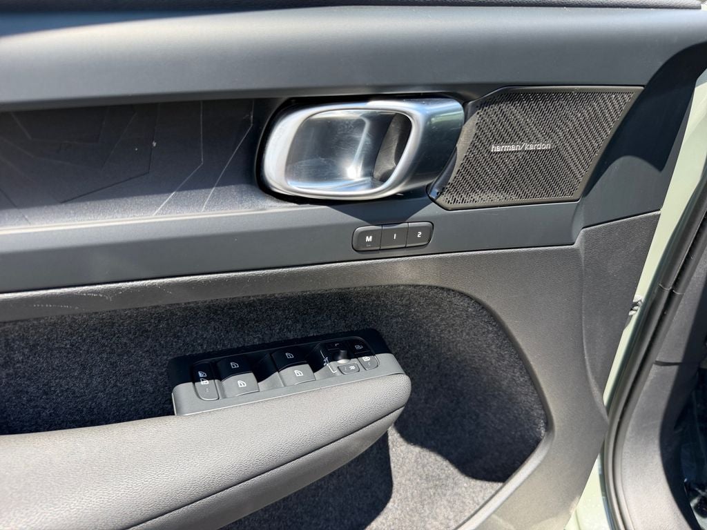 2023 Volvo C40 Recharge Pure Electric Ultimate