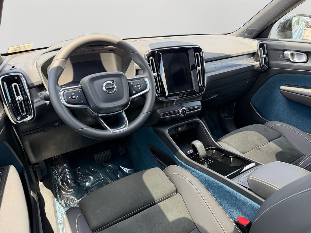 2023 Volvo XC40 Recharge Pure Electric Twin Plus