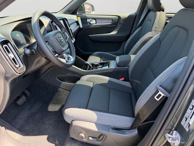 2026 Volvo EX40 Single Motor Extended Range Plus