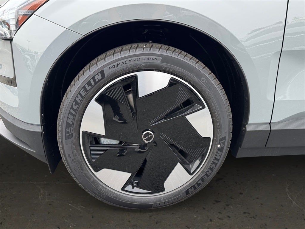 2025 Volvo EX30 Twin Motor Performance Plus