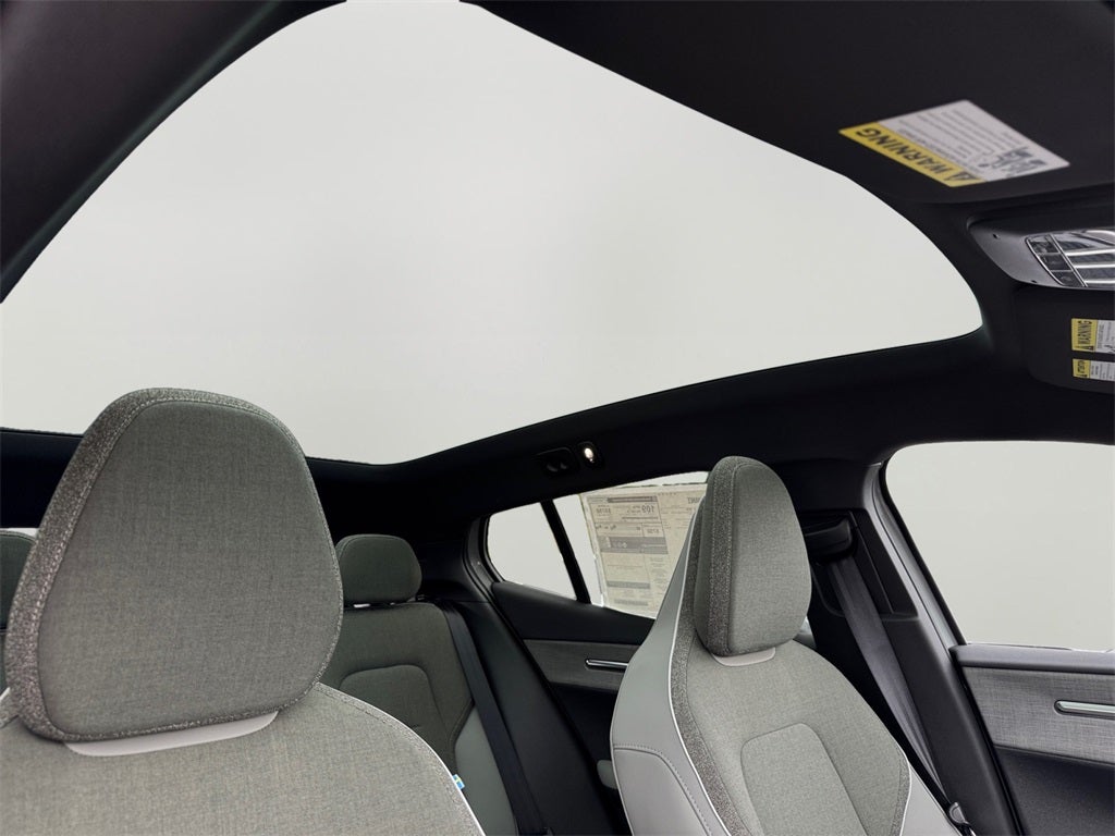 2025 Volvo EX30 Twin Motor Performance Plus