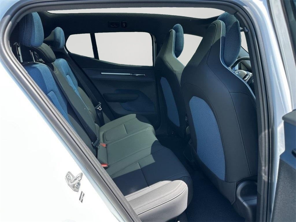 2025 Volvo EX30 Plus Twin Motor Performance