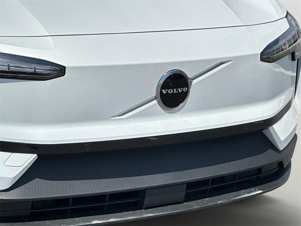 2025 Volvo EX30 Plus Twin Motor Performance