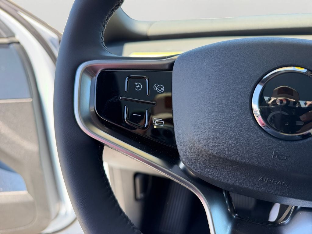 2025 Volvo EX30 Twin Motor Performance Plus