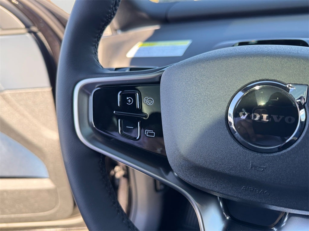 2025 Volvo EX30 Plus Twin Motor Performance